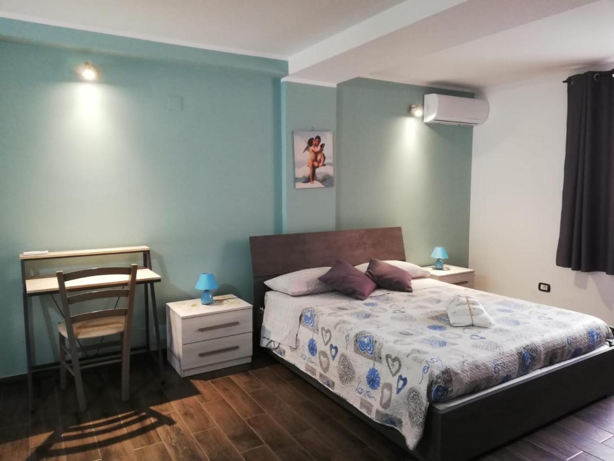 Siracusa Holiday House Hotel Syracuse ภายนอก รูปภาพ